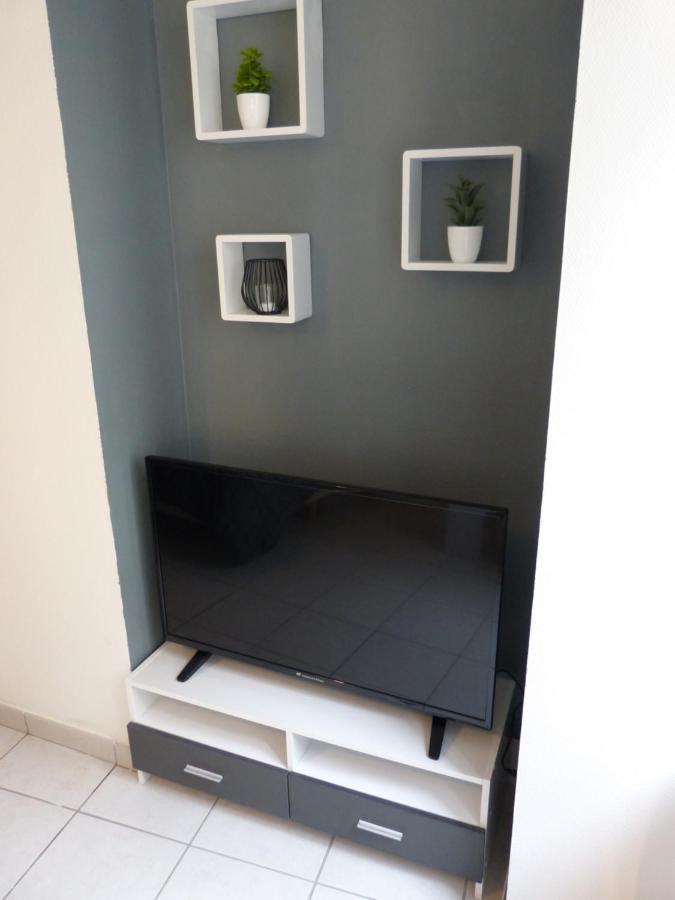 Appartement 1 Cherbourg Centre Avec Netflix Et Wifi Exterior photo